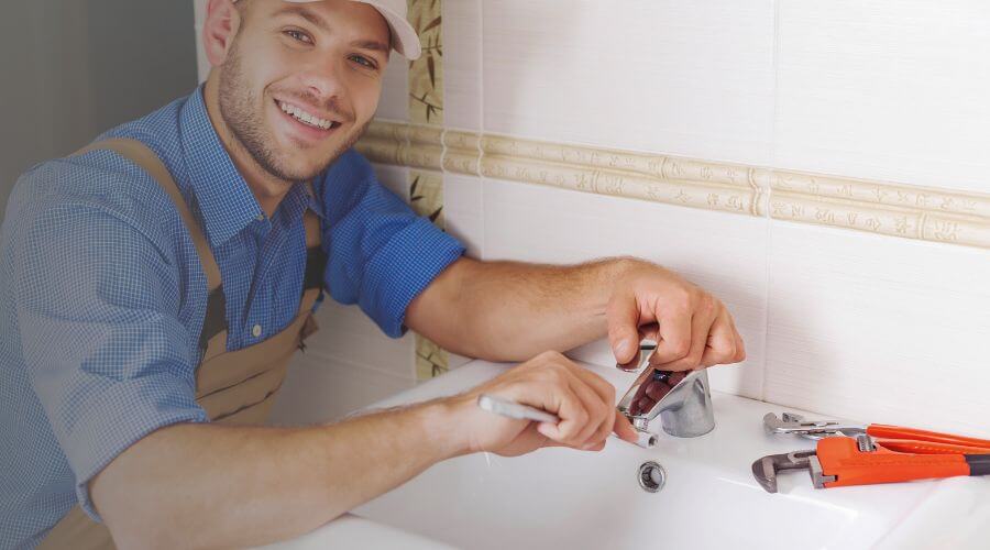 Expert burst pipe repair services in Ceylon, MN